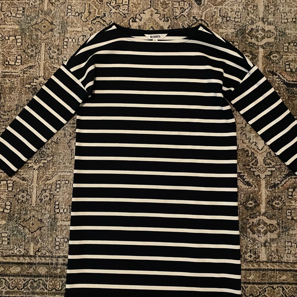 Bb Dakota navy shift dress